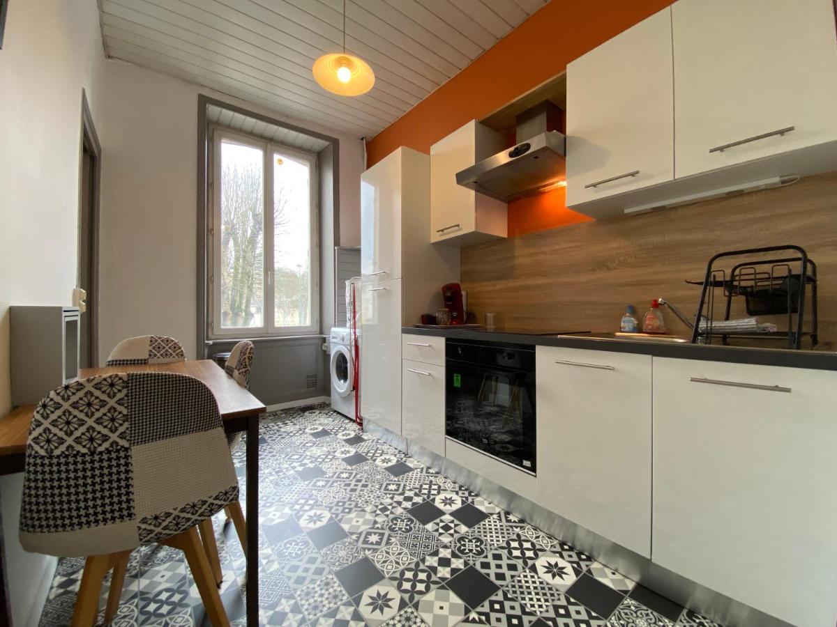 Le Orange - Confort - Wifi - Entre Gare Et Centre 坎佩尔 外观 照片